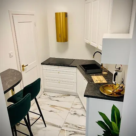 Apartment Z Jacuzzi - Centrum Szczytna Mazury *