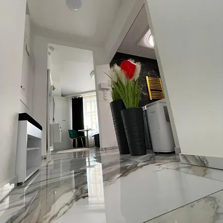 Z Jacuzzi - Centrum Szczytna Mazury Apartment