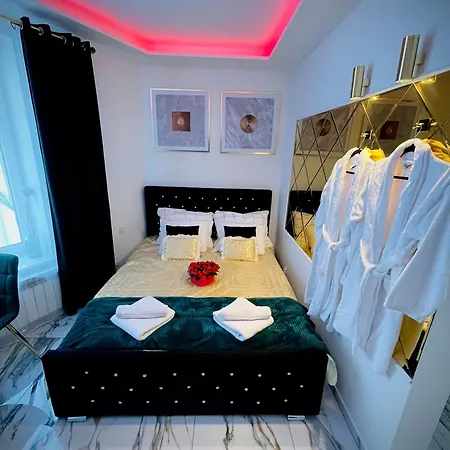 Z Jacuzzi - Centrum Szczytna Mazury *