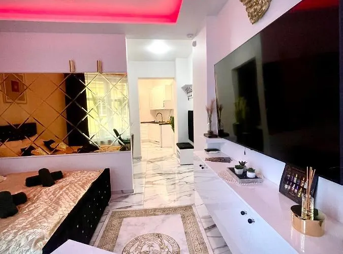 Apartment Z Jacuzzi - Centrum Szczytna Mazury